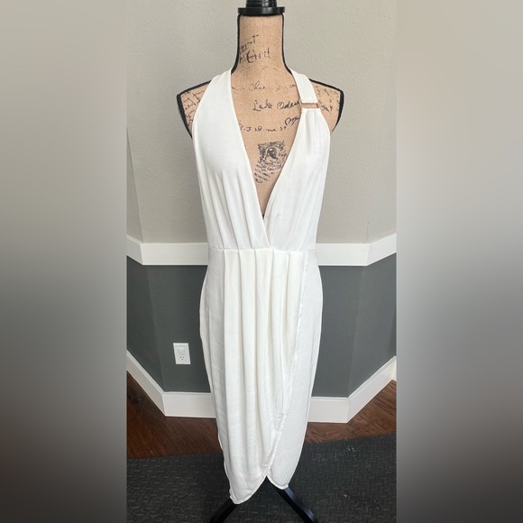 Bebe Asymmetrical Halter Neck Slinky Dress - Egret / M - Picture 5 of 16